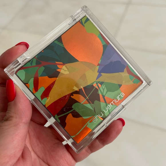 Shu Uemera eyeshadow palette - Picture 3 of 3